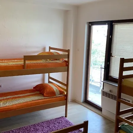 S&m Hostel
